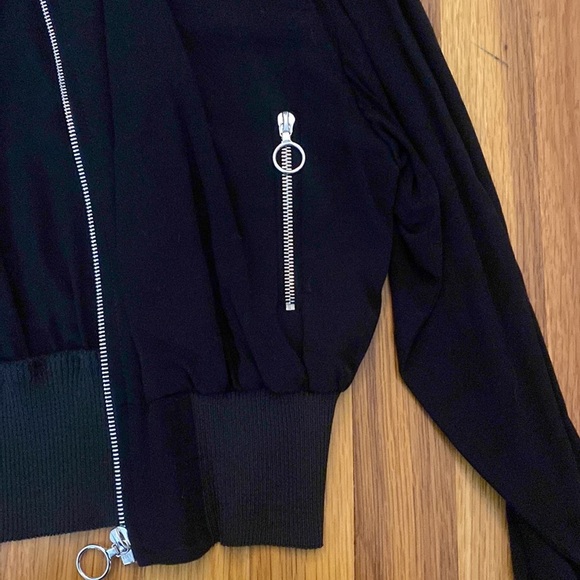 Maje Women’s Black Zip Up Jacket With Zipper Detailing Size 36 - Picture 2 of 7